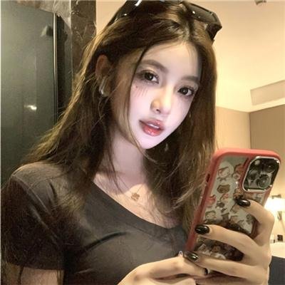 风流艳妇